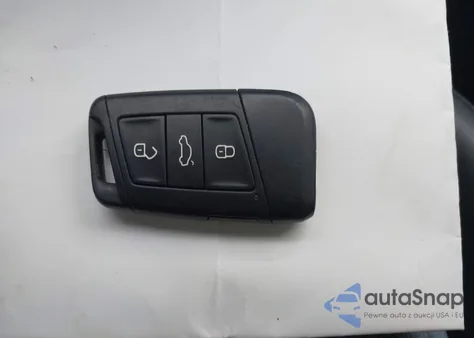 2019 Volkswagen Jetta 1.4T R-Line/1.4T S/1.4T Se z USA, uszkodzony, nr VIN 3VWC57BU3KM069012